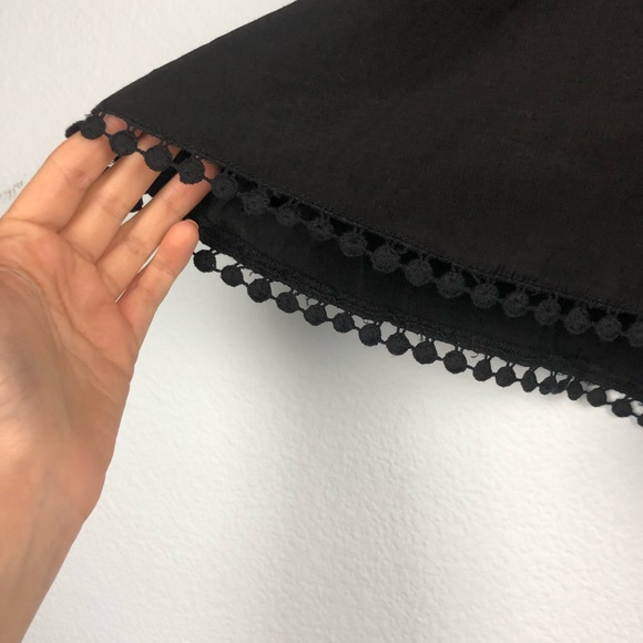 Finders Keepers black high waist circle trim short - Picture 2 of 5